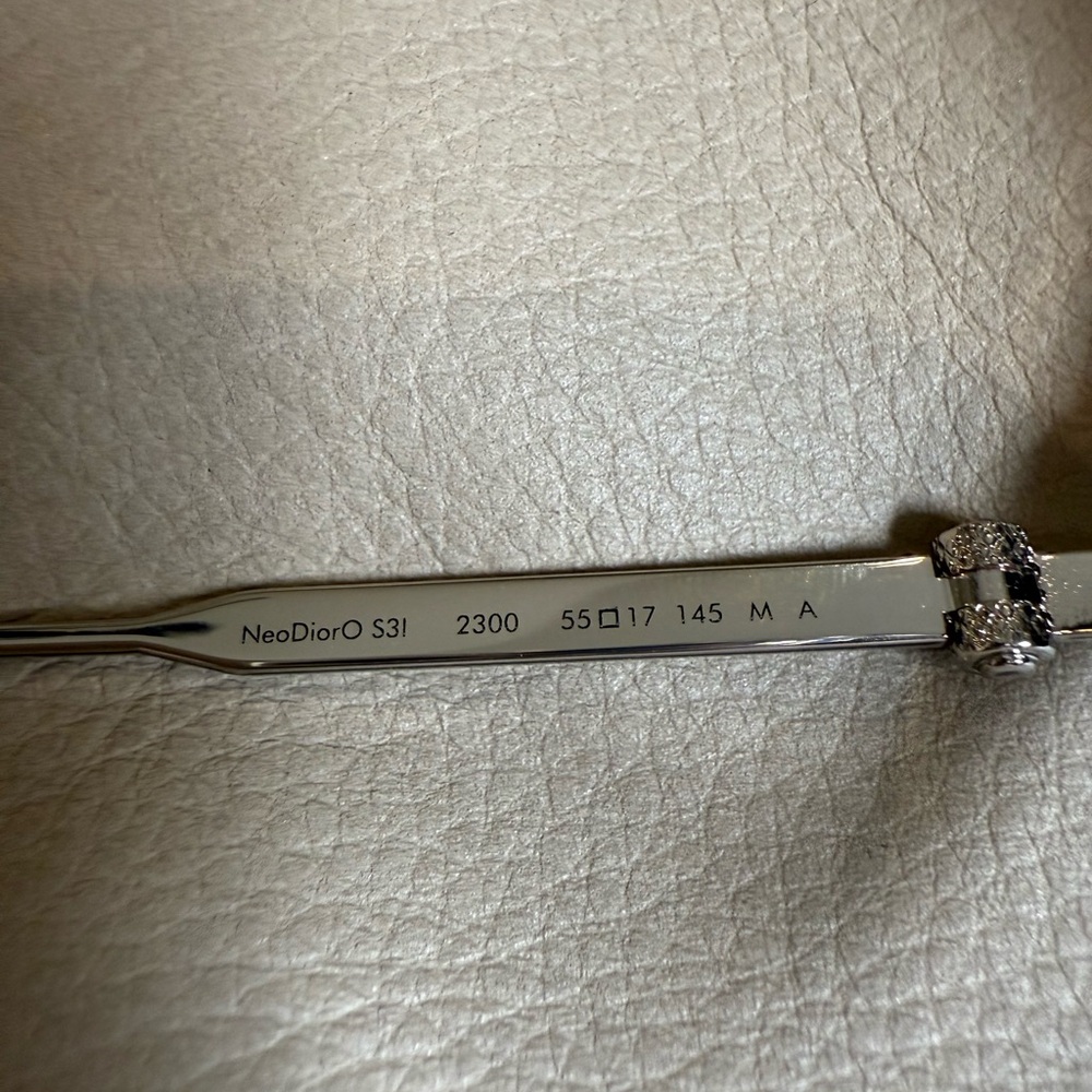 Dior Tortoise Shell Glasses - Picture 3 of 3